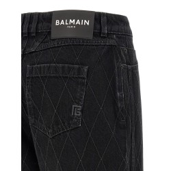 Diamond-shaped jeans
