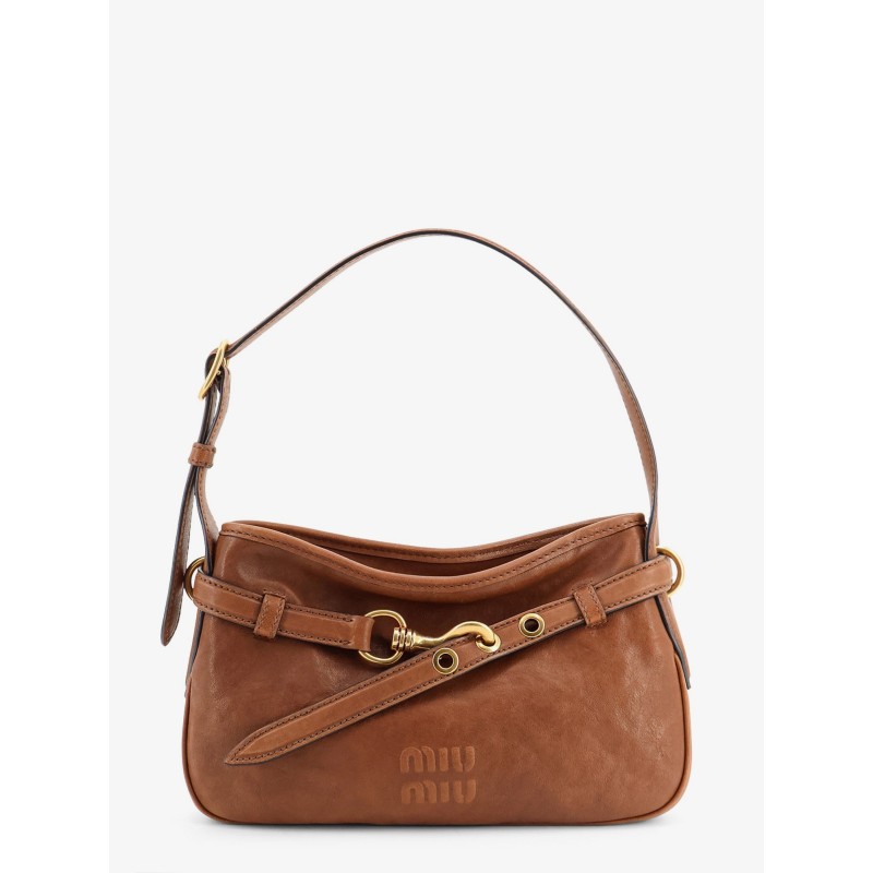 Aventure leather bag with embossed front logo