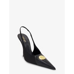 Louis patent leather pumps with logo tag