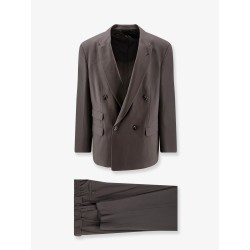 Oversized fluid virgin wool suit