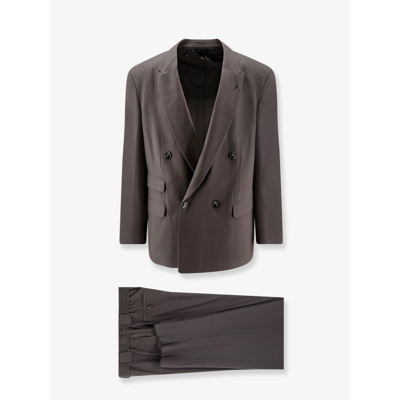 Oversized fluid virgin wool suit