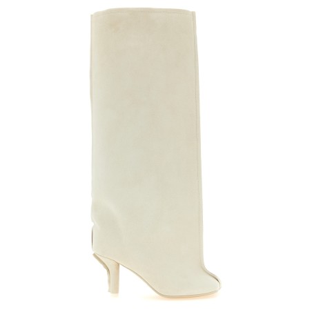 'Anatomic' boots