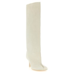 'Anatomic' boots