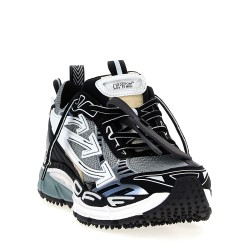 'Be Right Back' sneakers