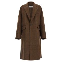 'Cocooning' coat