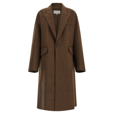 'Cocooning' coat