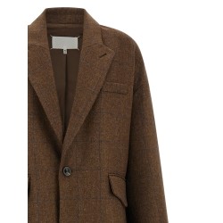 'Cocooning' coat