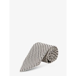 Silk tie with geometric pattern