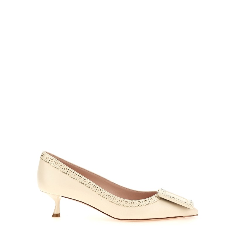 'Viv' pumps in The City'