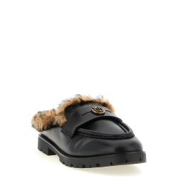 'Nora 09' mules