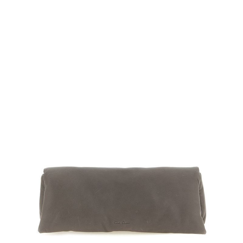 'Baguette' clutch