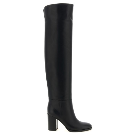 'Glove' boots