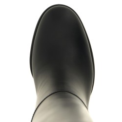 'Glove' boots