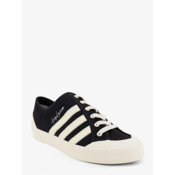 Canvas sneakers with iconic side stripes