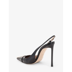 Leather pumps with metal T Logo detail