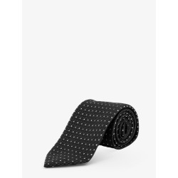Silk tie with geometric pattern