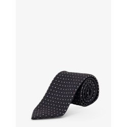 Silk tie with geometric pattern