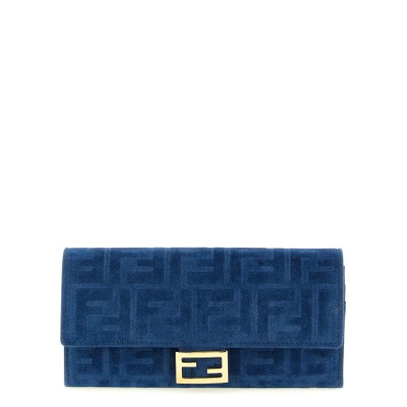 'Continental Baguette' wallet on chain