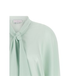 Lavallière collar shirt