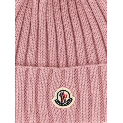 Pompon wool beanie
