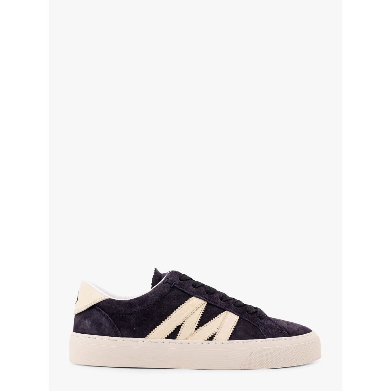 Low-top leather sneakers