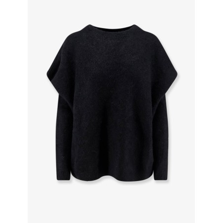 Sweater with detachable sleeves