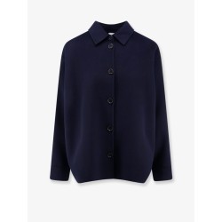Wool jacket with buttons