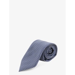 Silk tie with geometric pattern