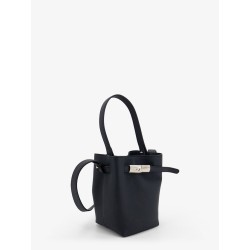 Le Smart leather bucket bag