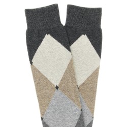 Diamond-shaped socks