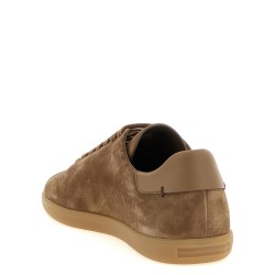 '232' sneakers