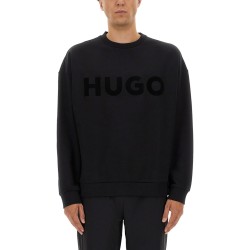 MAGLIA OVERSIZE CON LOGO