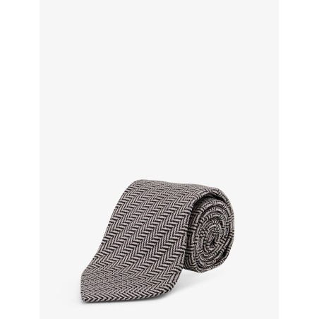 Silk tie