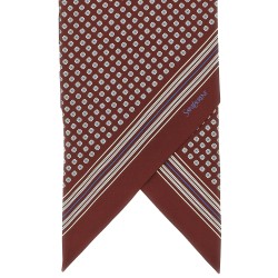 Lavallière scarf