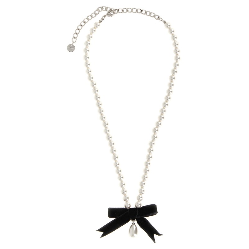 'Black Bow Pearl' necklace