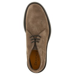 'Chukka' ankle boots