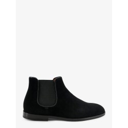 Suede boots