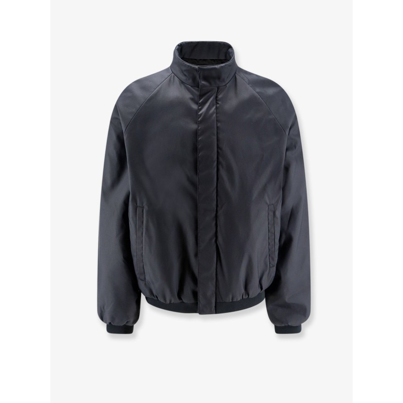 Lightweight and compact nylon jacket