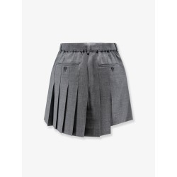 Pleated wool shorts