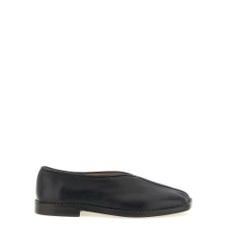 'Piped' slippers
