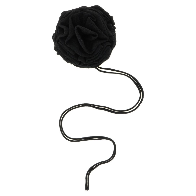 Knitted brooch with lace