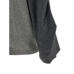 Two-tone sleeve sweater