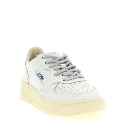 'Medalist Low' sneakers
