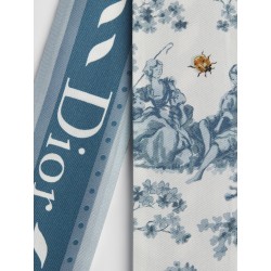 Silk scarf with Toile de Jouy Clover print