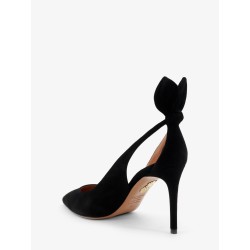 Deneuve suede pumps