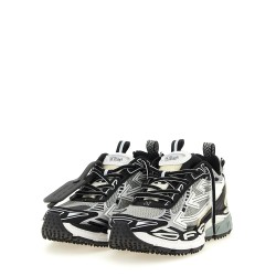 'Be Right Back' sneakers