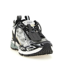 'Be Right Back' sneakers