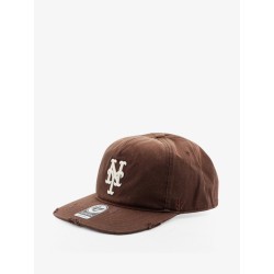 Cotton cap with embroidered logo on the front