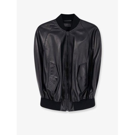 Sleeveless leather jacket