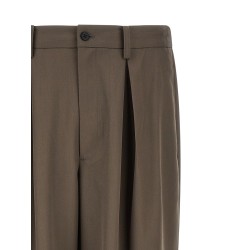 Pants with pleats